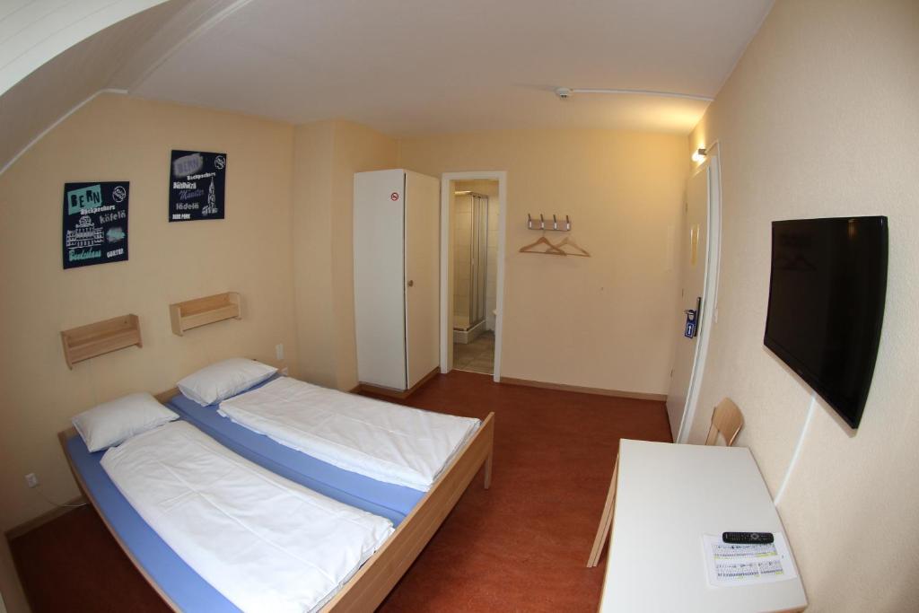 Bern Backpackers Hotel Glocke Room photo