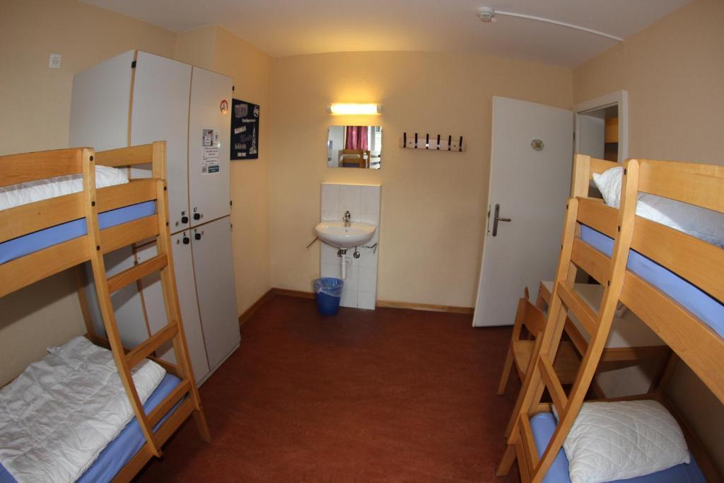 Bern Backpackers Hotel Glocke Room photo